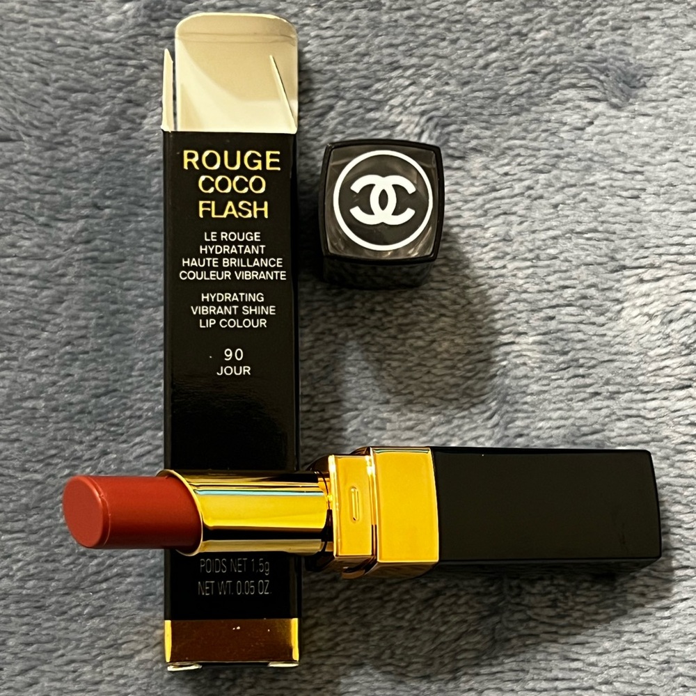 CHANEL Rouge Coco Flash Hydrating Lipstick - 90 Jour - 1.5g